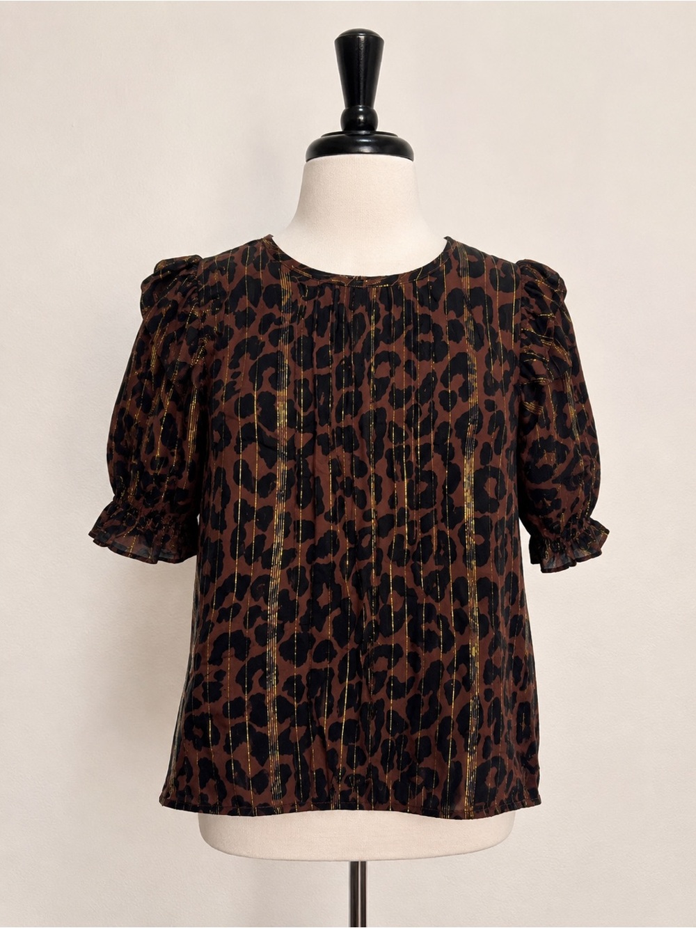 Leopard Print Puff Sleeve Top in Brown with Gold Accents Loft size medium